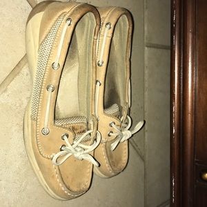 Used Sperry’s